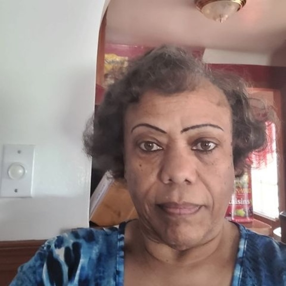 Meet your Posher, Gale - Picture 1 of 1